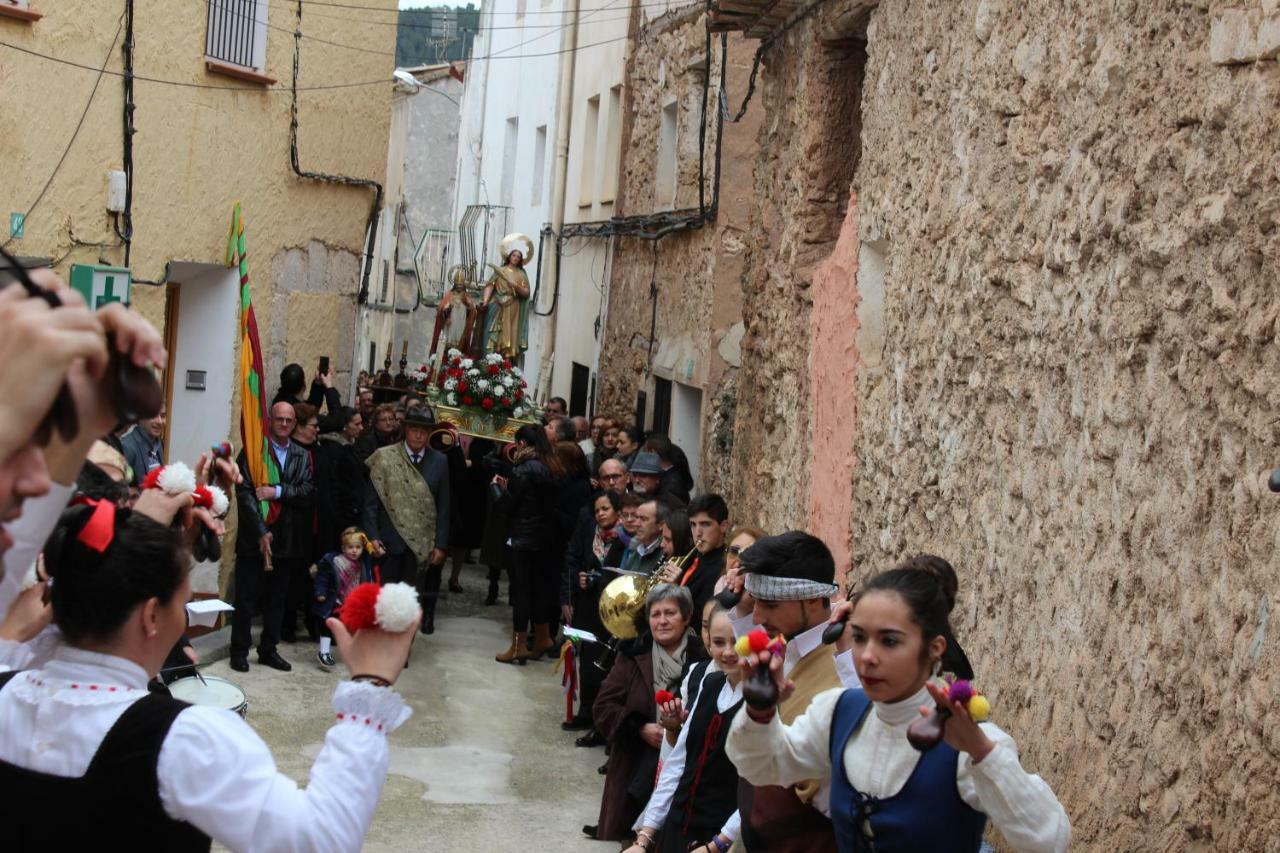 Posada Manolon Santa Cruz de Moya Exteriör bild